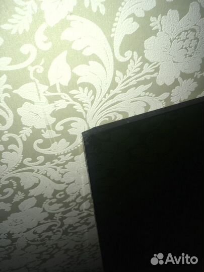 Стекло для полки или стелажа