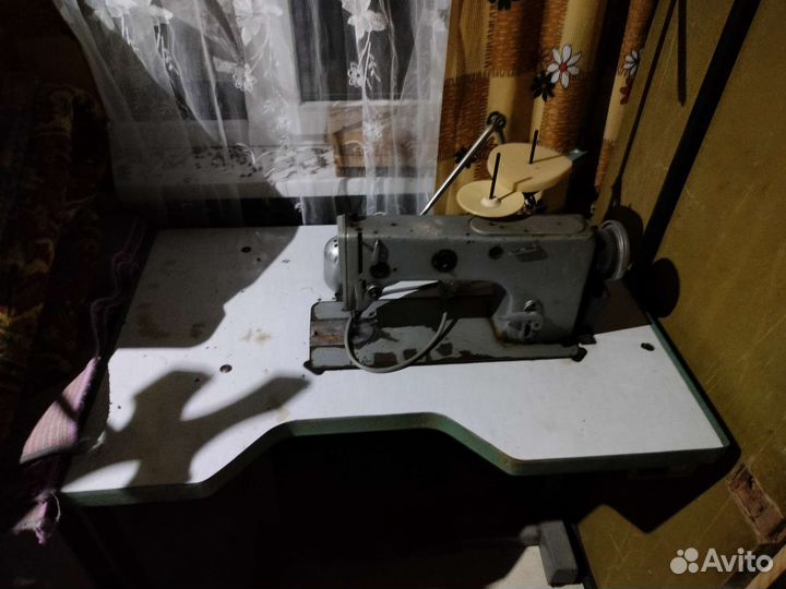Швейная машинка