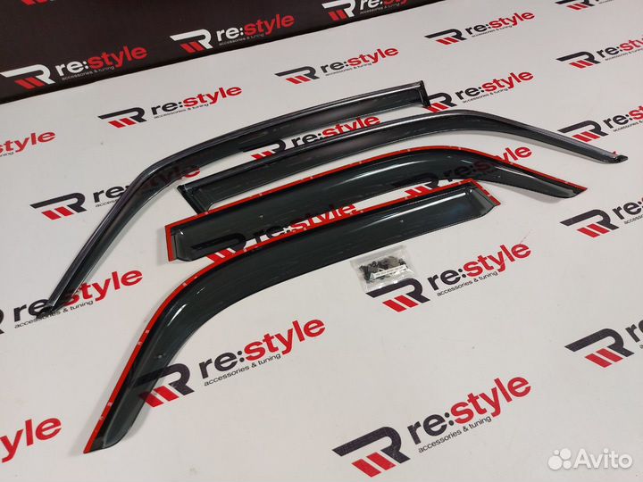 Ветровики Suzuki SX4 06-16г N2667