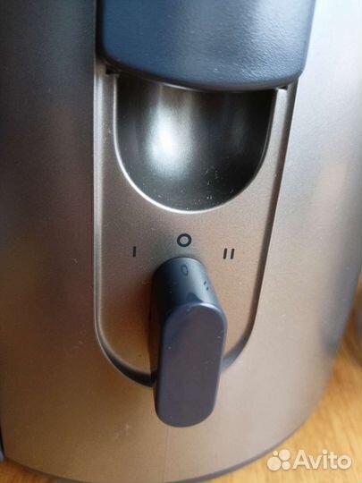 Соковыжималка Philips HR1858 центробежная