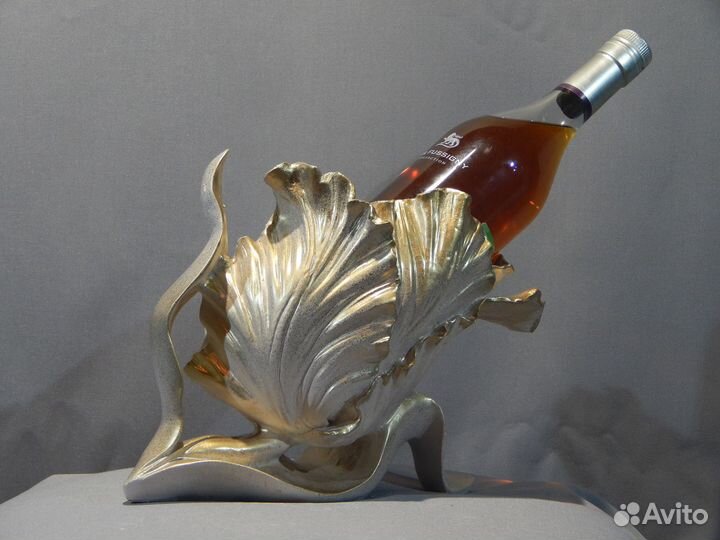 Подставка под бутылку вина