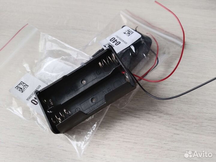 Отсек для элементов питания robiton Bh2x18650