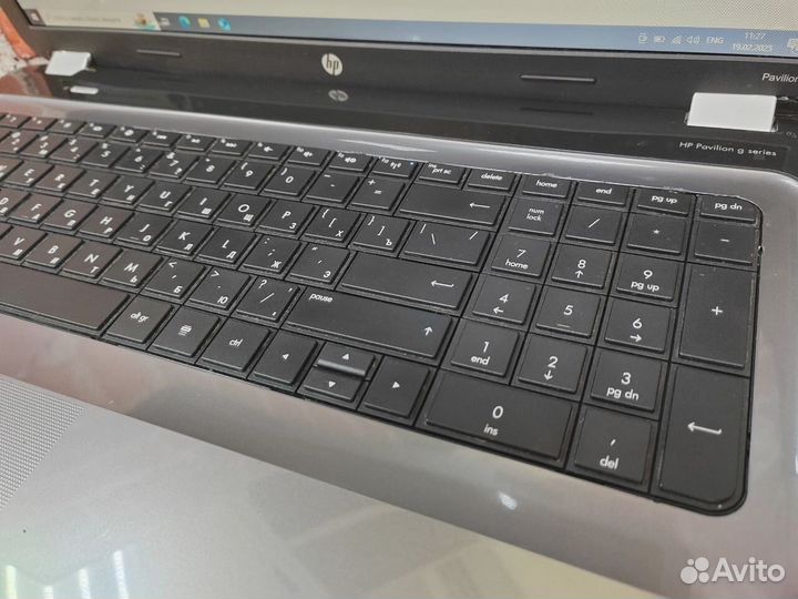 Ноутбук HP с озу 8 гб и win 10 Обмен