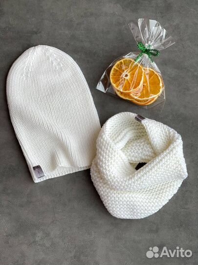 Вяжу на заказ шапки снуды варежки митеньки повязки