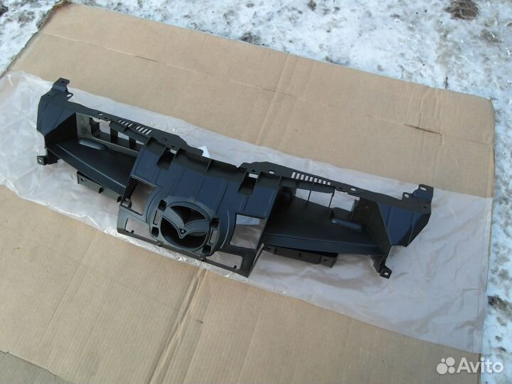 Решётка радиатора внутри Тайвань Mazda 3 BL 09-13