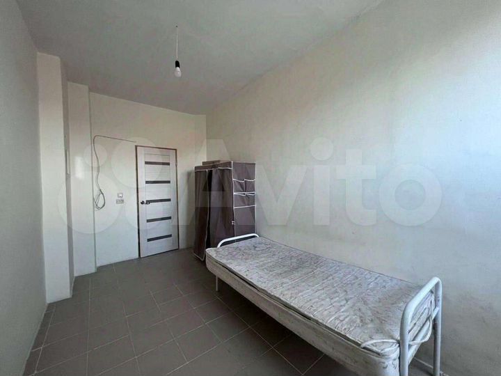 Комната 15 м² в 4-к., 2/4 эт.