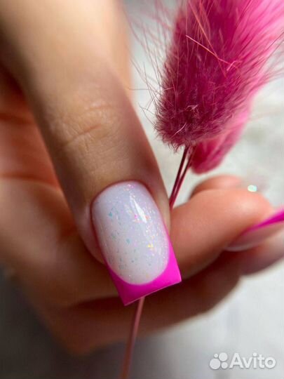 Маникюр с покрытием гель - лак / Москва