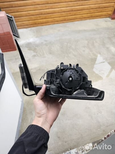 Зеркало на mercedes e 220 w 212 правое