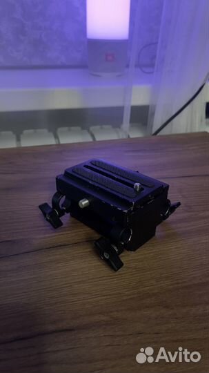 Быстросъемная площадка для камеры на рельсах