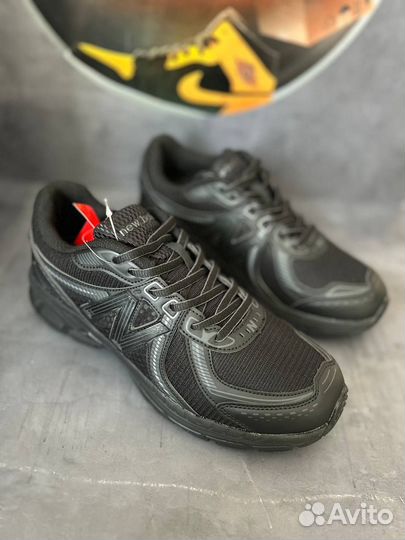 Кроссовки мужские new balance