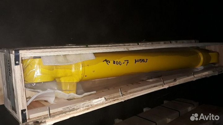 Гидроцилиндр ковша Komatsu PC360-7/300-7