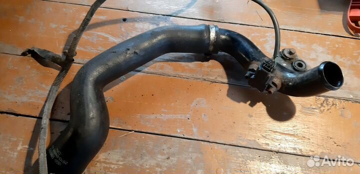 Патрубок интеркулера+датчик температуры Ford Monde