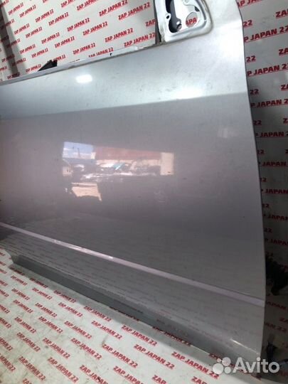 Дверь передняя правая Mitsubishi Airtrek CU4W 4G64