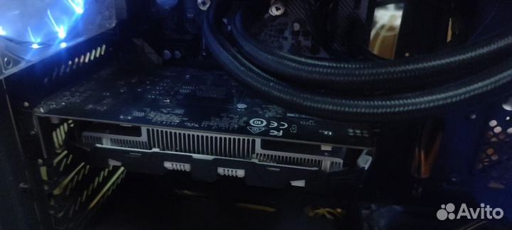 Видеокарта GTX 1050