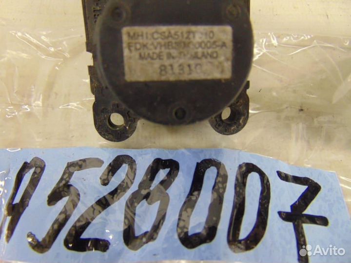 Моторчик заслонки печки для Mitsubishi Lancer X