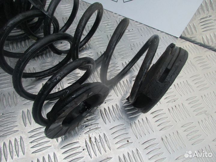 Задние пружины Киа Рио 3