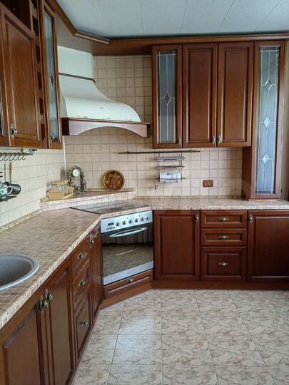 4-к. квартира, 90 м², 6/10 эт.