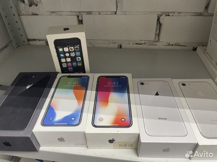 Коробки от iPhone