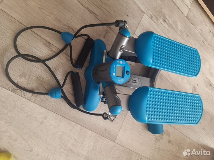 Тренажер степпер с эспандерами