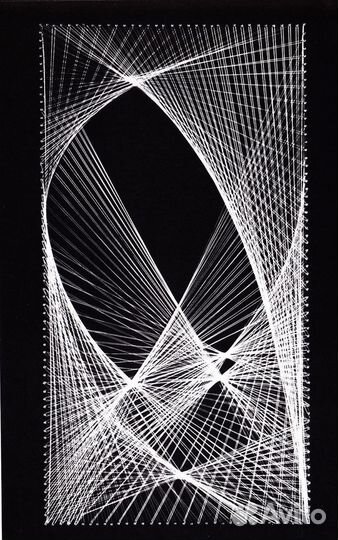 Картина из нитей