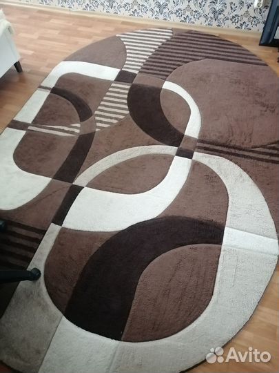 Ковер толстый