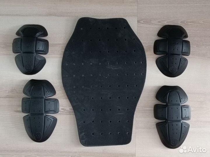 Мотокуртка