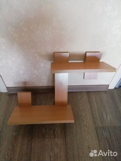 Полка настенная