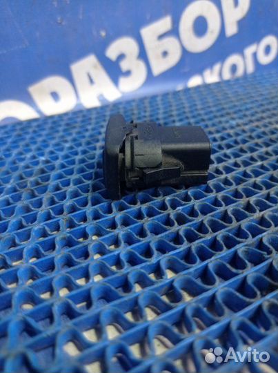 Кнопка стеклоподъемника Ford Focus 2 универсал