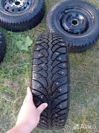 Tunga Nordway 2 175/70 R13