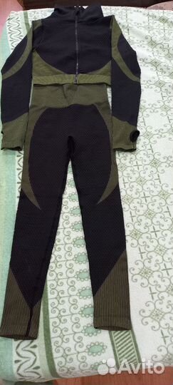 Костюм женский для фитнеса