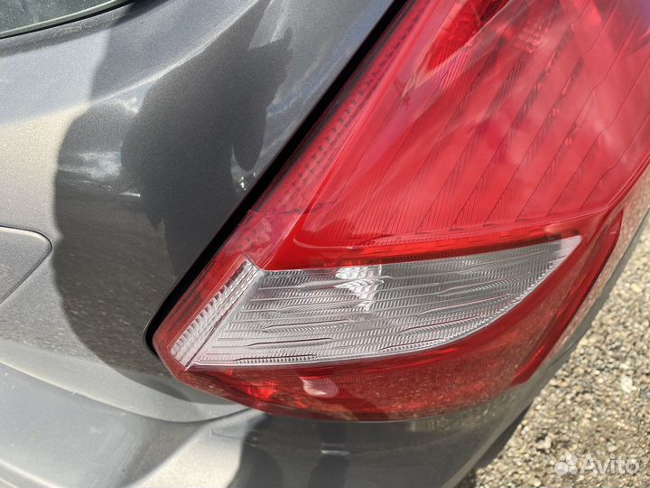 Задние фонари Форд Фокус 3 хэтчбек 2011-2014