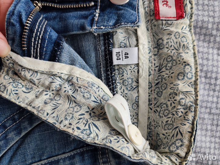 Джинсовые шорты