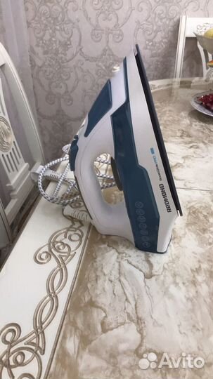 Утюг redmond