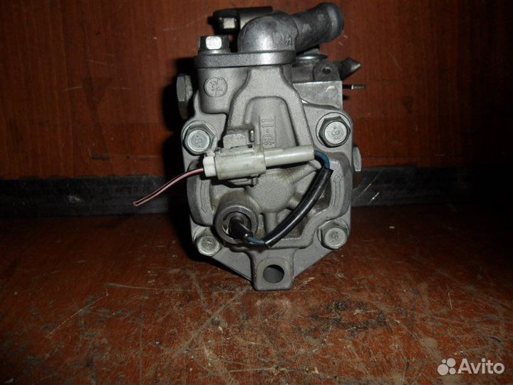 Насос гидроусилителя руля Subaru Legacy B13 BL/BP