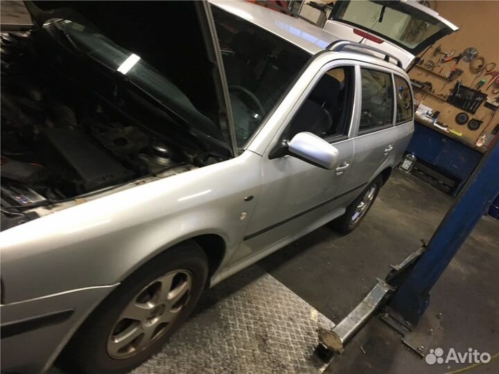 Разбор на запчасти Skoda Octavia Tour