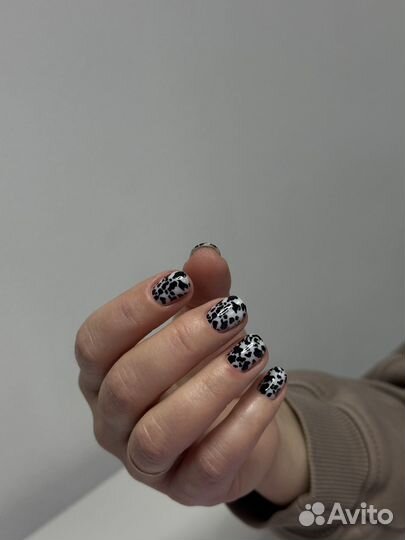 Маникюр/педикюр