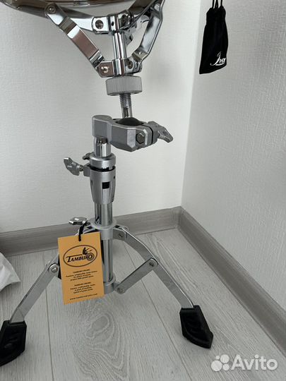 Малый барабан Pearl со стойкой Tamburo