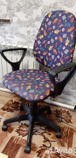 Компьютерное кресло