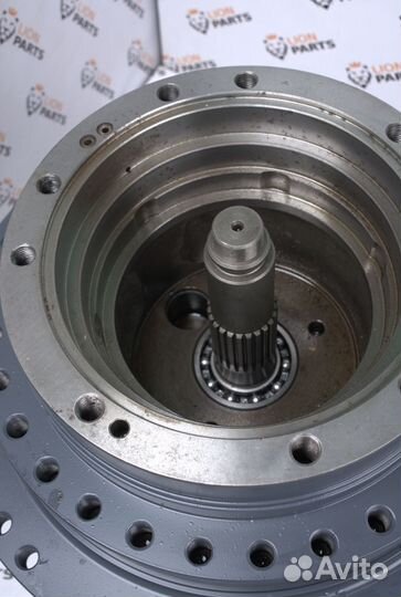 Редуктор хода Doosan S220-V K1000681A