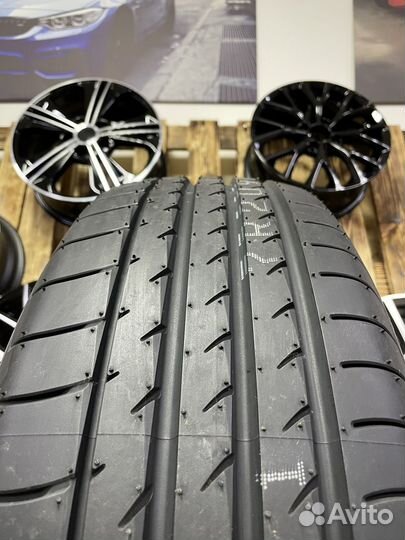 Yokohama Advan Sport V105T 265/40 R21 105Y