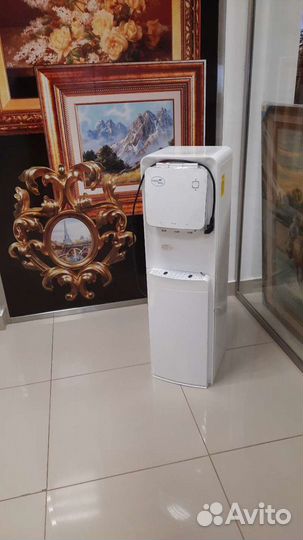 Кулер для воды