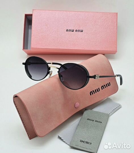 Солнцезащитные очки miu miu