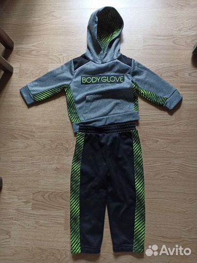 Спортивный костюм