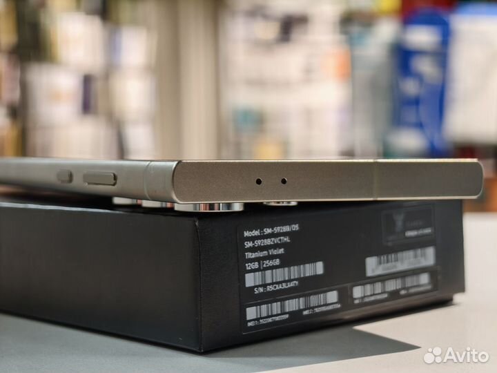 Samsung Galaxy S24 Ultra, 12/256 ГБ