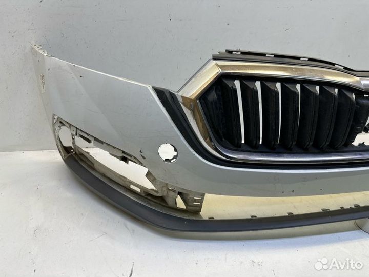 Бампер передний Skoda Octavia A8 2020