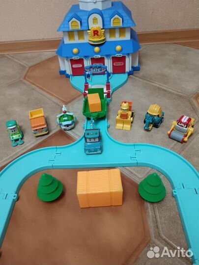 Штаб Поли Робокар