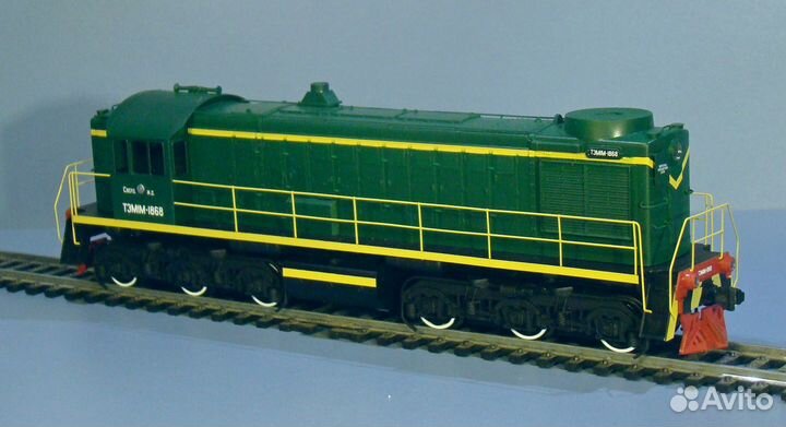 Маневровый тепловоз тэм-1М 1868 в масштабе H0 1/87