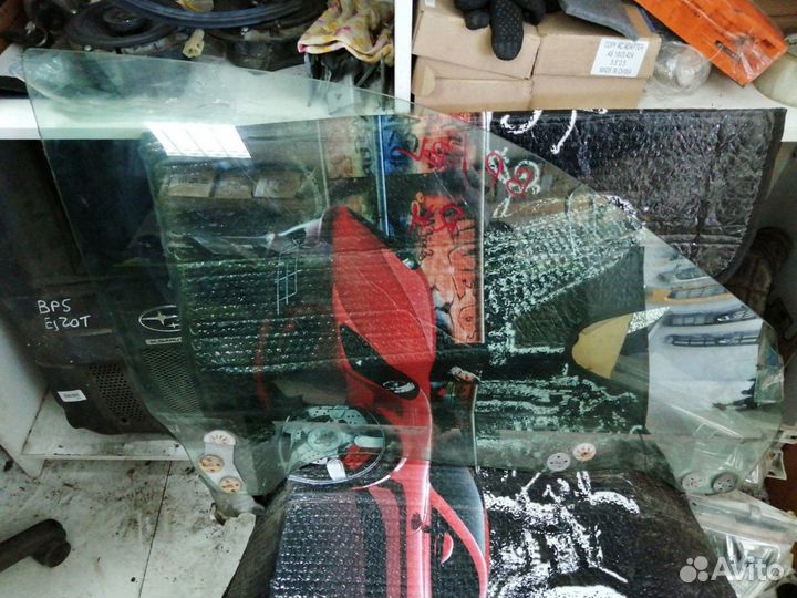 Стекло переднее правое Subaru Legacy BL EJ203 2007