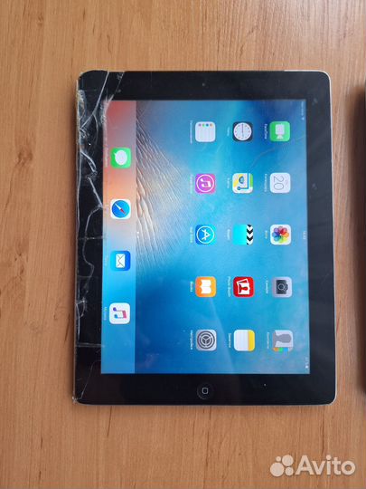 iPad 3(64 гб)серебристый