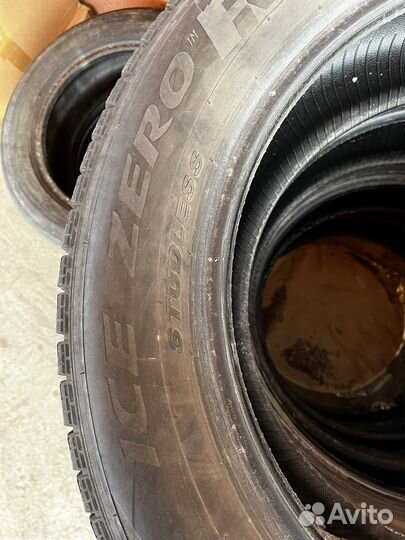 Pirelli Ice Zero 255/55 R19